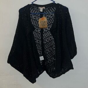 Black shawl